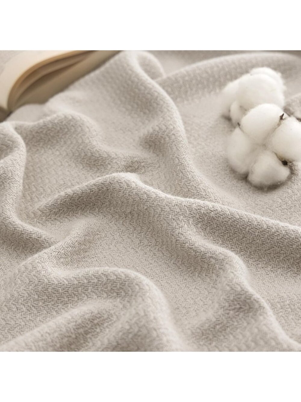 Cozy Herringbone Weave Cotton Blanket, Queen Size, Linen Beige - Soft & Stylish